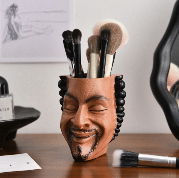 cd3e3df3-8031-4cc1-aa0e-c895d9071eeb Creative Face-Shaped Personalized Desktop Multifunctional Pen Holder Decoration